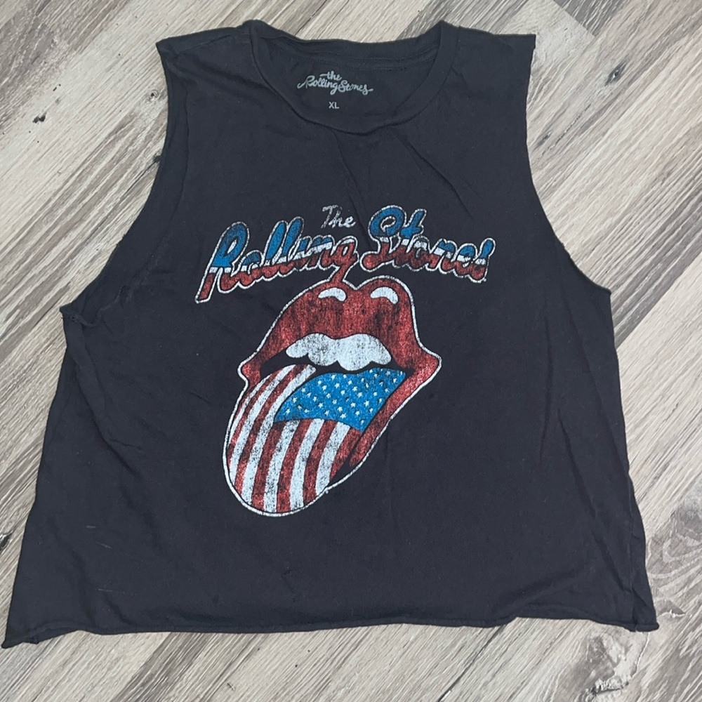 Rolling stone crop top